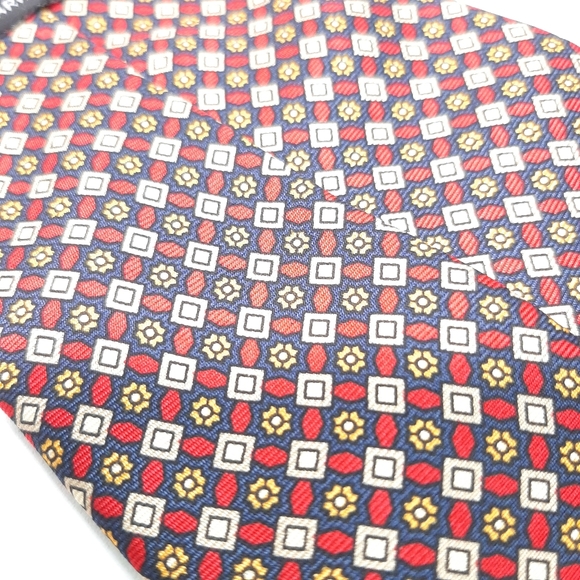 Christian Dior Paris 100% Silk Tie Made in France Geometric Floral Design - Picture 9 of 9